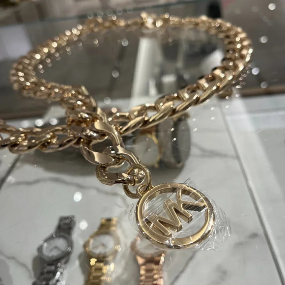 Michael Kors  Logo Gold-Tone Chain-Link Belt  S/M - Picture 3 of 7